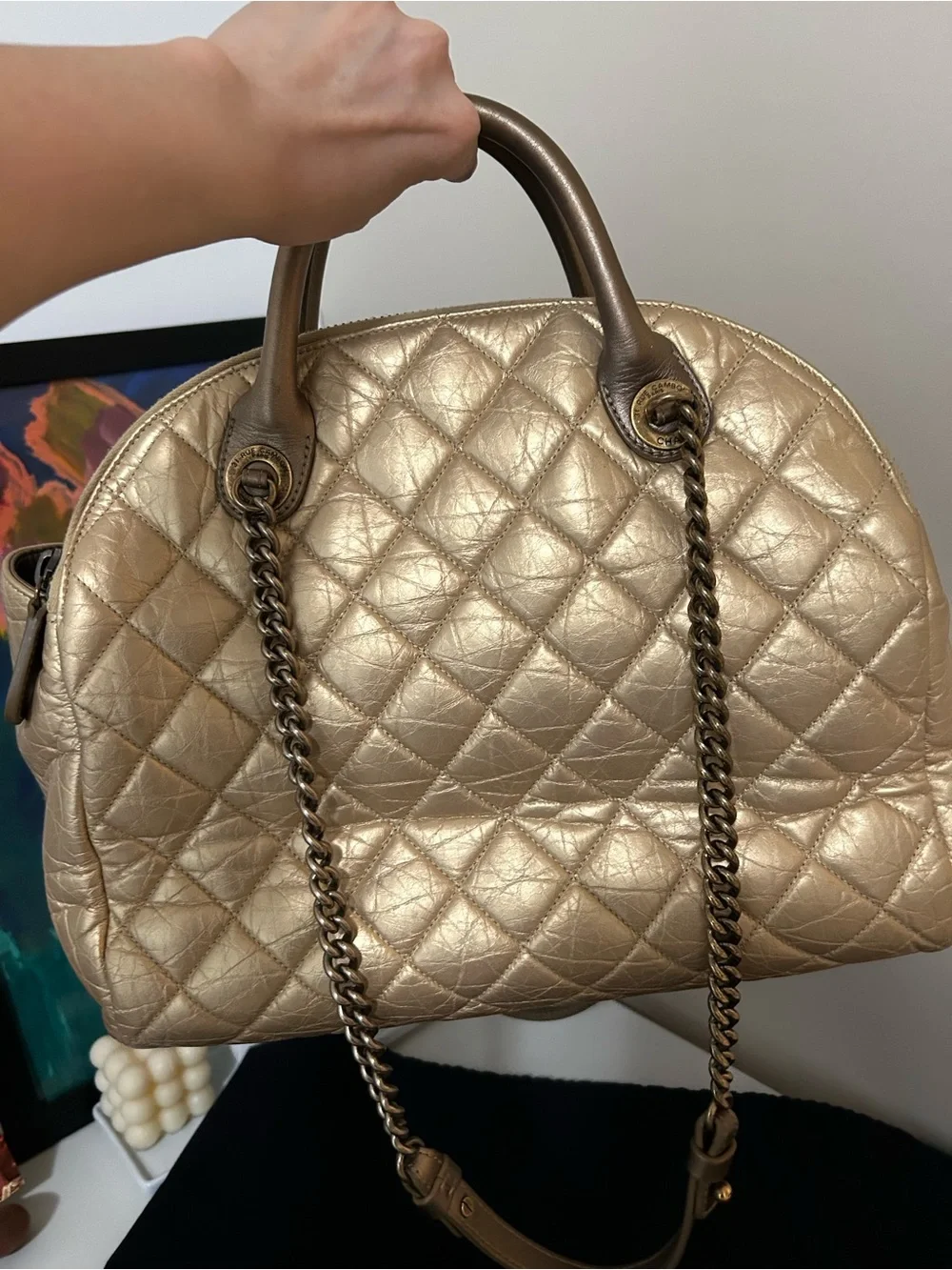 CHANEL Metallic Gold Bag - Picture 4 of 14